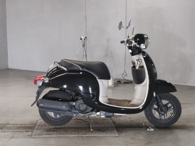 Honda GIORNO 2011