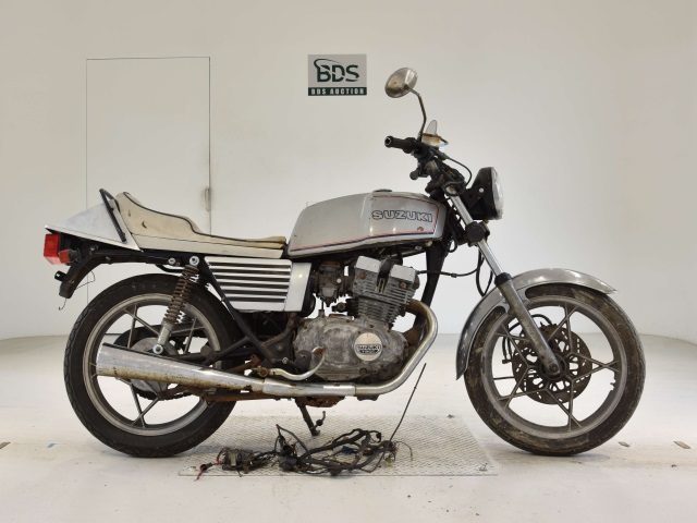Suzuki GSX250E