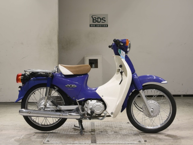 Honda C110 2011
