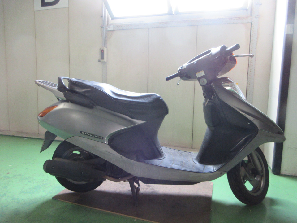 Honda SPACY100 2003