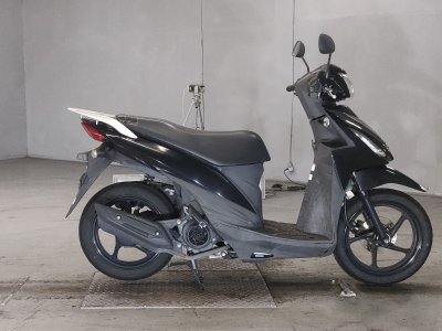 Suzuki ADDRESS V110