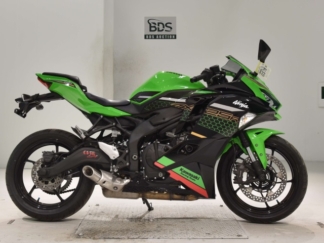 Kawasaki NINJA ZX-25R 2022