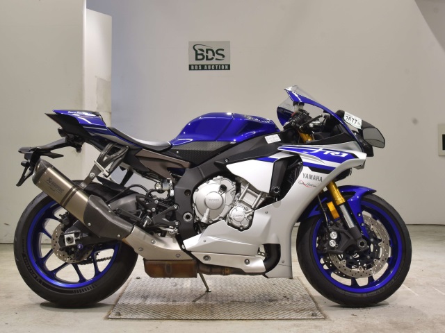 Yamaha YZF-R1 2016