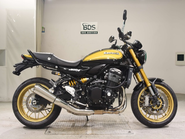 Kawasaki Z900RS SE 2024