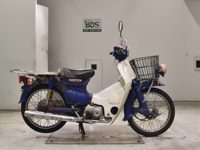 Honda C50 2005