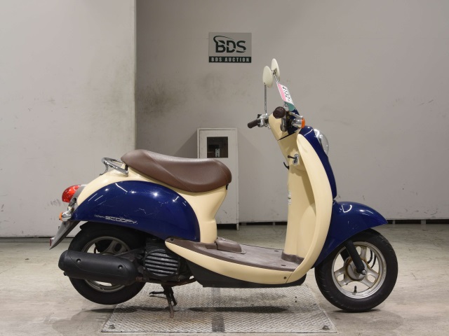 Honda SCOOPY50 2005