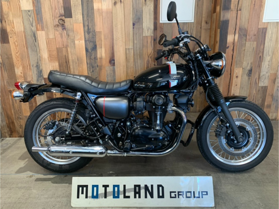 Kawasaki W800 2022