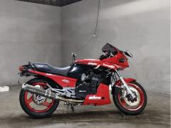 Kawasaki GPZ900R 1995