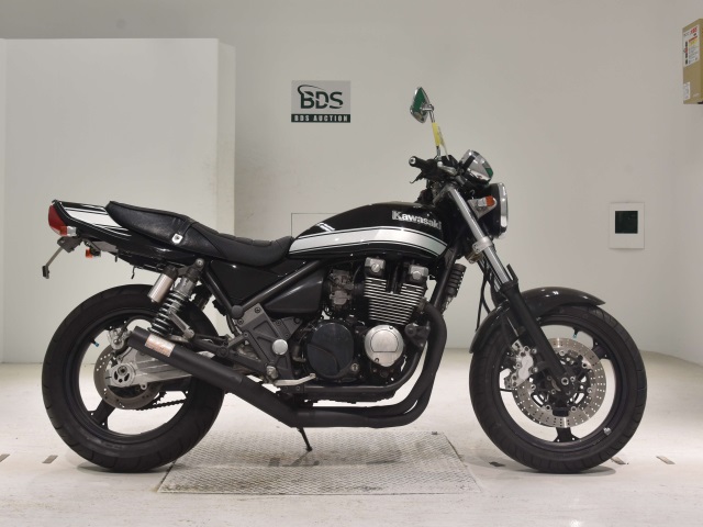 Kawasaki ZEPHYR400 2005