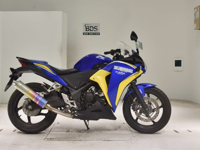 Honda CBR250RA 2013