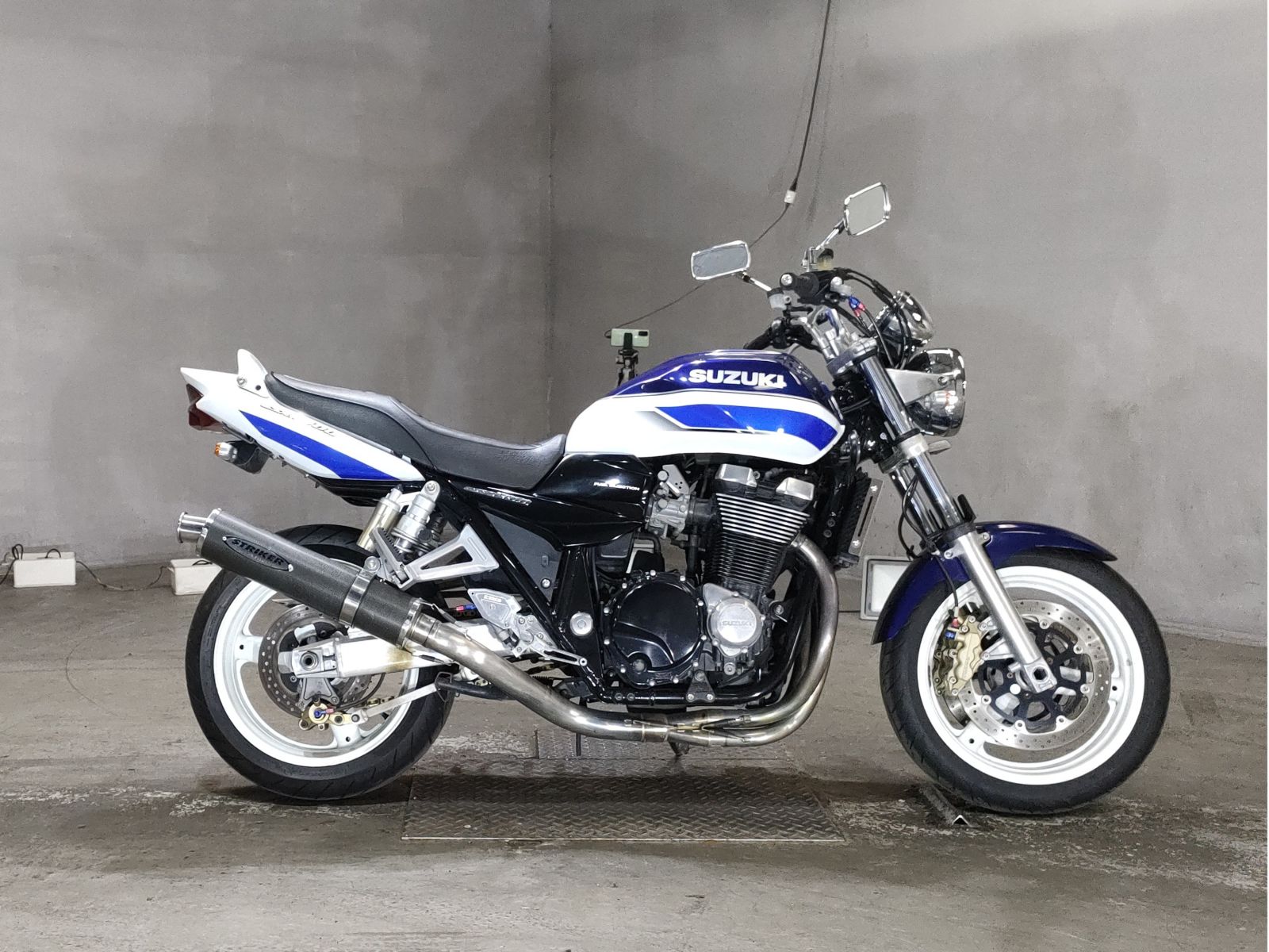 Suzuki GSX1400 2001