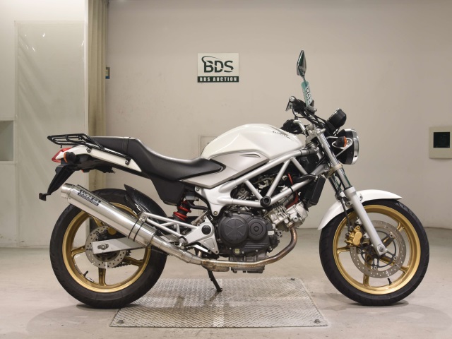 Honda VTR250 2011