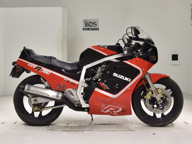 Suzuki GSX-R750 1987