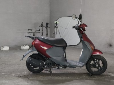 Suzuki LETS4