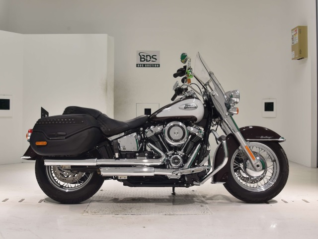 HD HERITAGE FLHC1750 2022