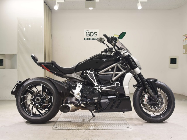 Ducati X DIAVEL S 2016