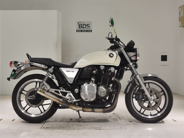 Honda CB1100A 2011