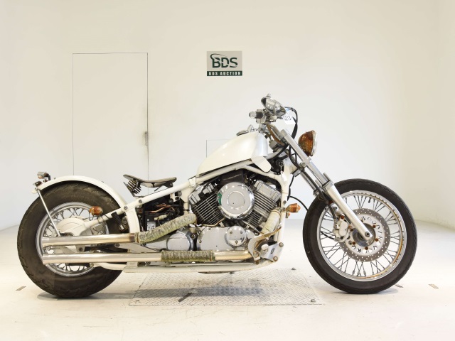 Yamaha DRAGSTAR XVS400 2005