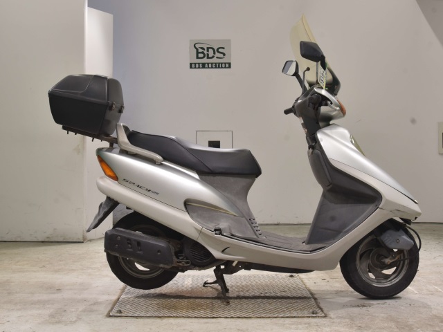 Honda SPACY125 2004