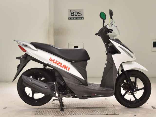 Suzuki ADDRESS V110