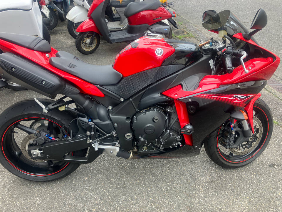 Yamaha YZF-R1 2014
