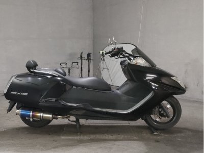 Yamaha MAGZAM 2005