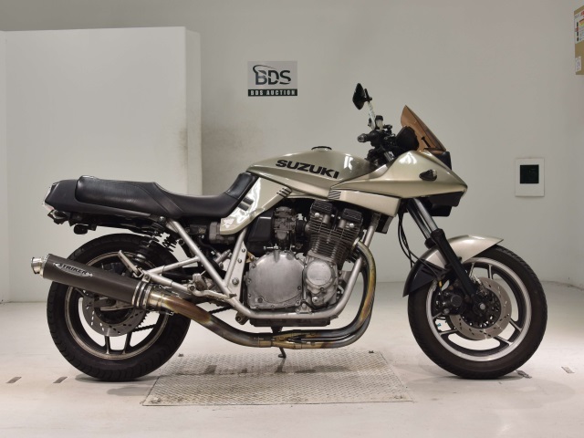 Suzuki GSX750S KATANA 1983