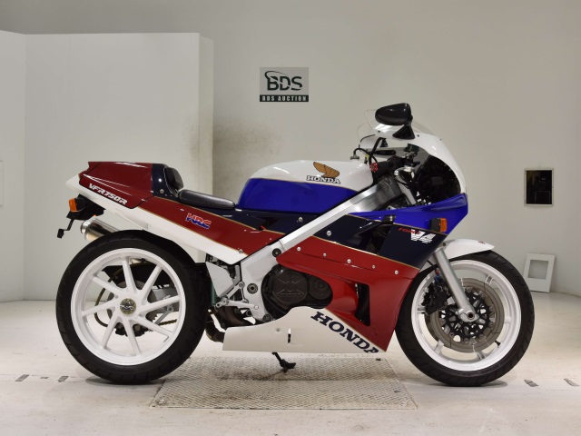 Honda VFR750R 1988