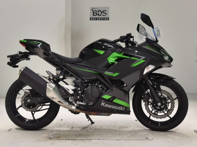 Kawasaki NINJA400 2023