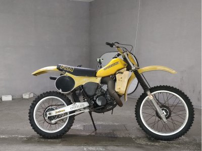 Suzuki RM125
