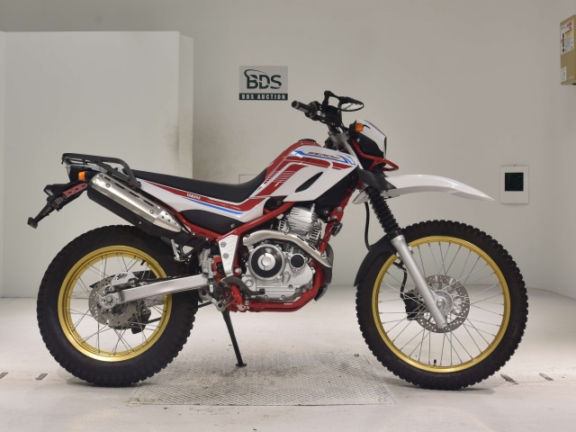Yamaha SEROW XT250 2020