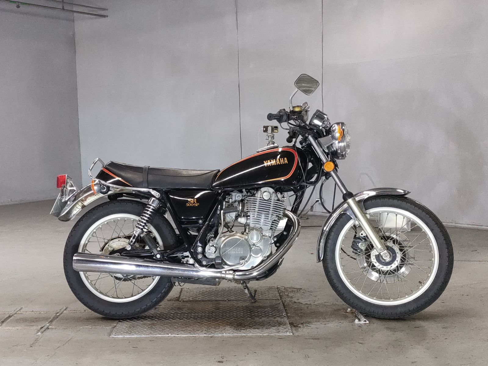 Yamaha SR500