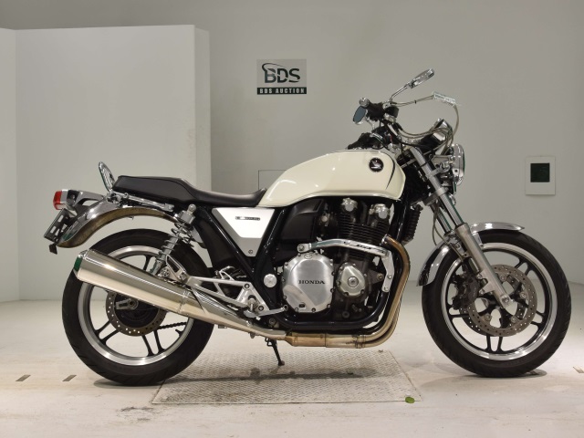 Honda CB1100 2012