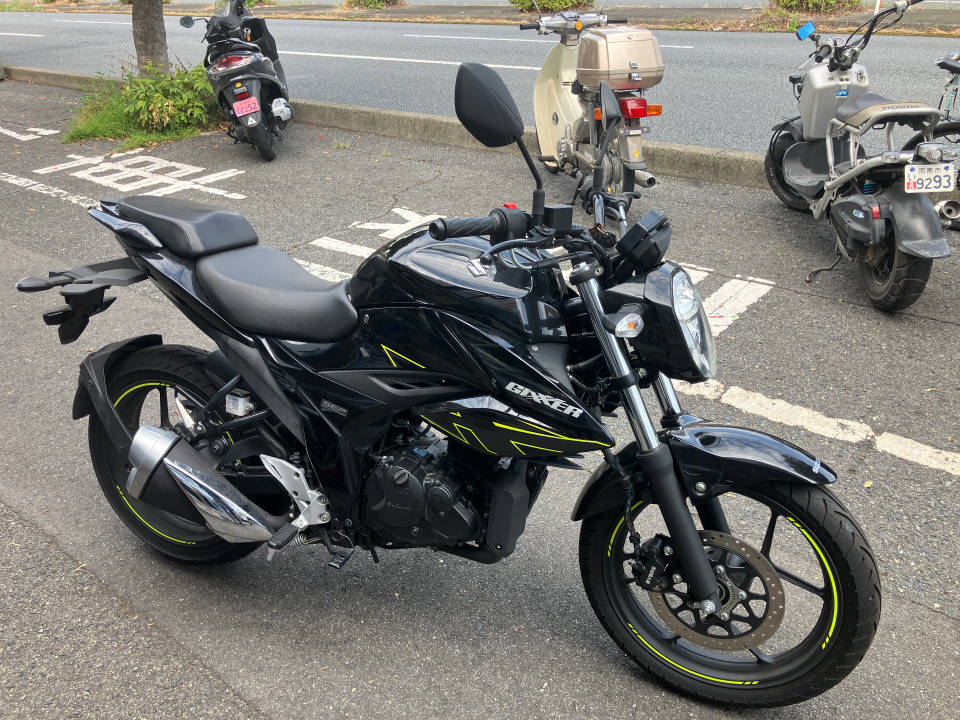 Suzuki GIXXER150
