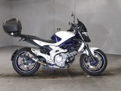 Suzuki GLADIUS SFV400 2012