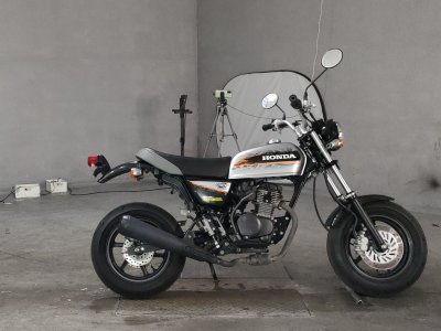 Honda APE50 2009