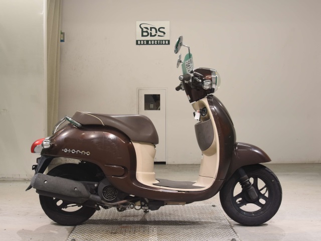 Honda GIORNO 2011