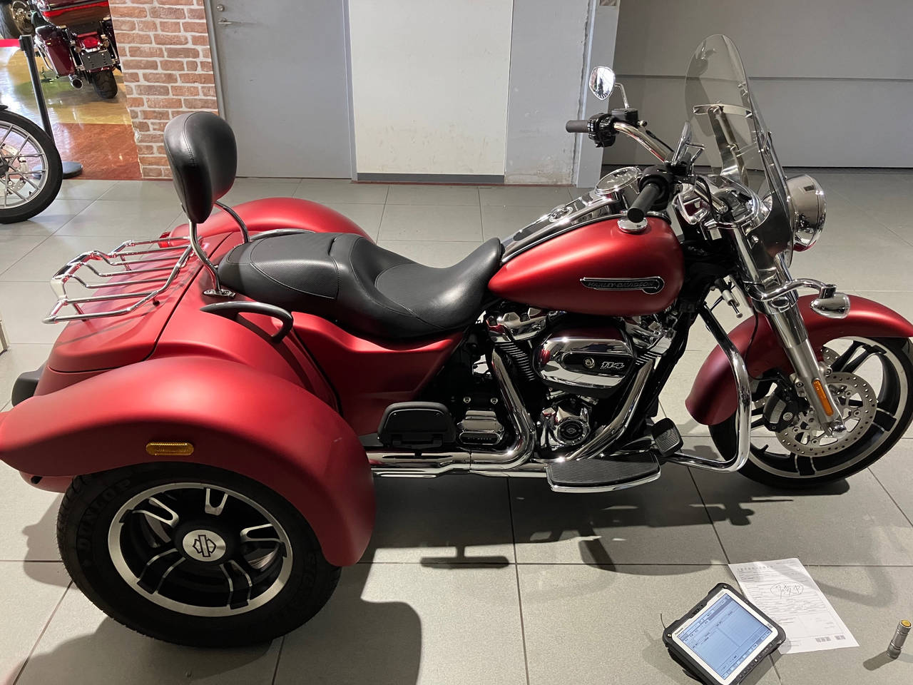 HD FLRT FREE WI-RA- 2020