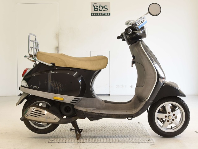 Vespa lx50