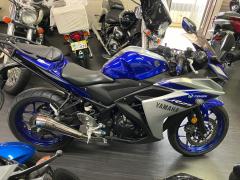Yamaha YZF-R25 2015