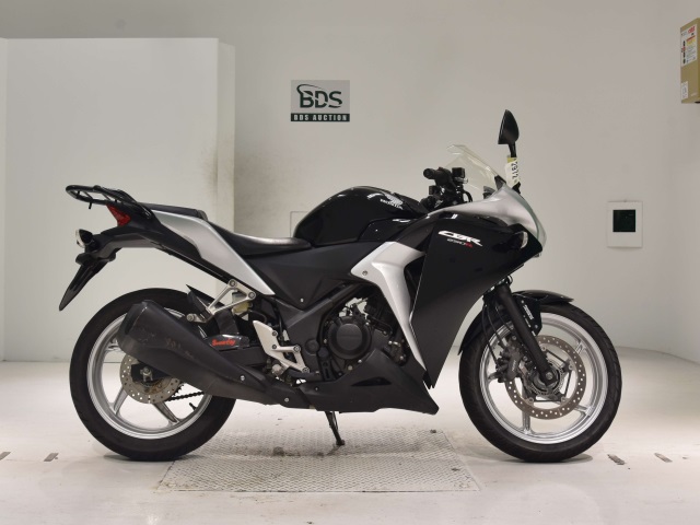 Honda CBR250RA 2011