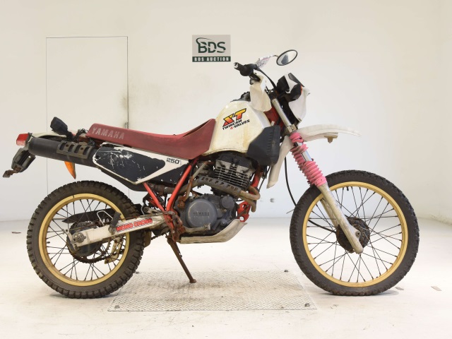 Yamaha XT250 1983