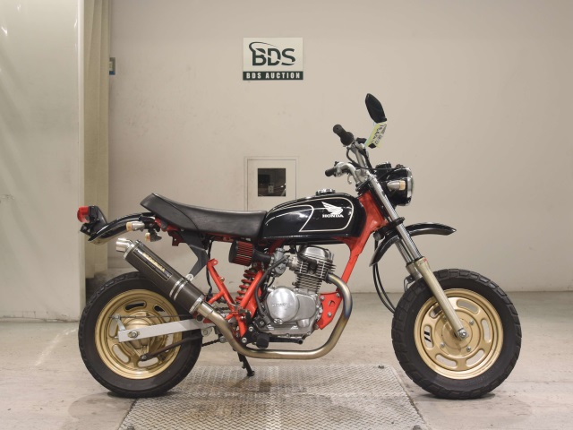 Honda APE50 2006