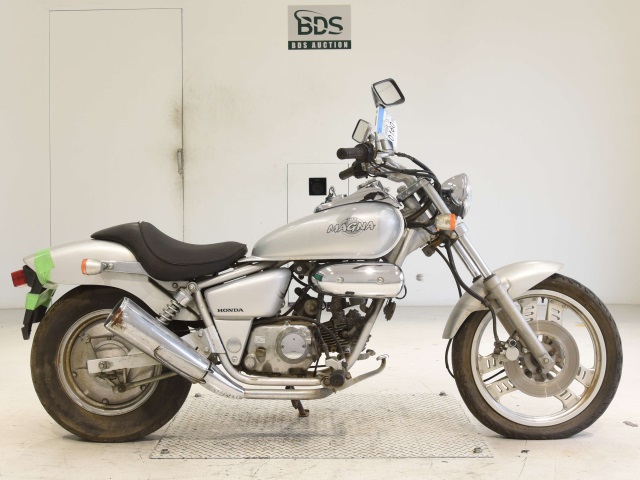 Honda MAGNA50 2001