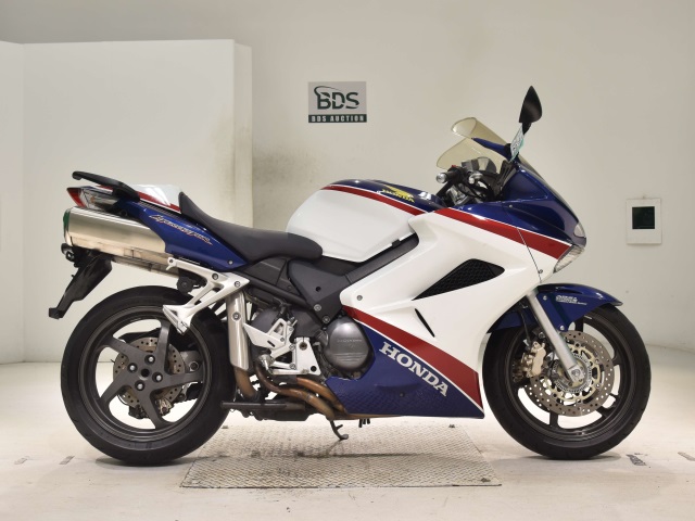 Honda VFR800A 2007