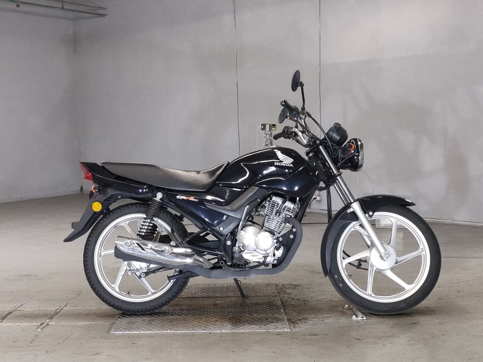 Honda CB MAN125 2018