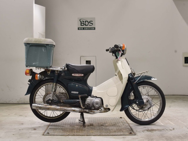 Honda C90 2002