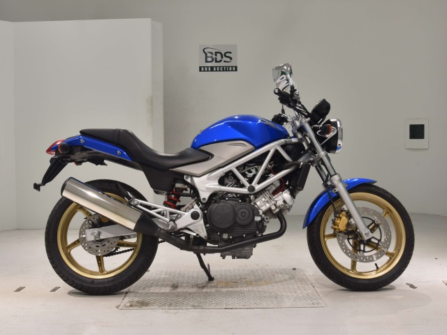 Honda VTR250 2011