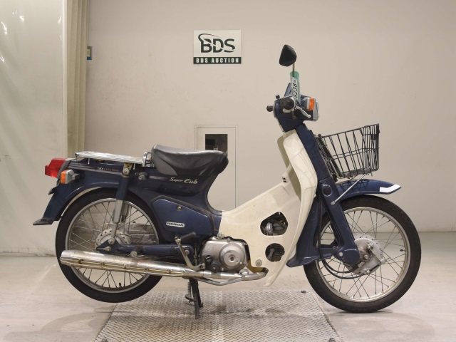Honda C90-E 2002