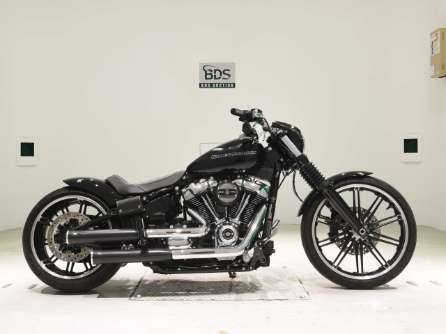 HD BREAKOUT FXBR1750 2017